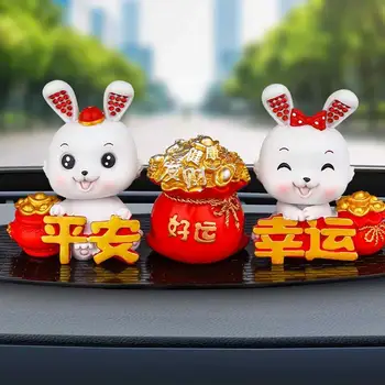 Čínske Auto Králik novoročné Požehnanie Ploche Tras Hlavy Mini Králik Čísla Roztomilý Králik Ornament Nový Rok Stola Ozdoby
